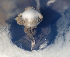 Volcano , air pollution causes , ज्वालामुखी
